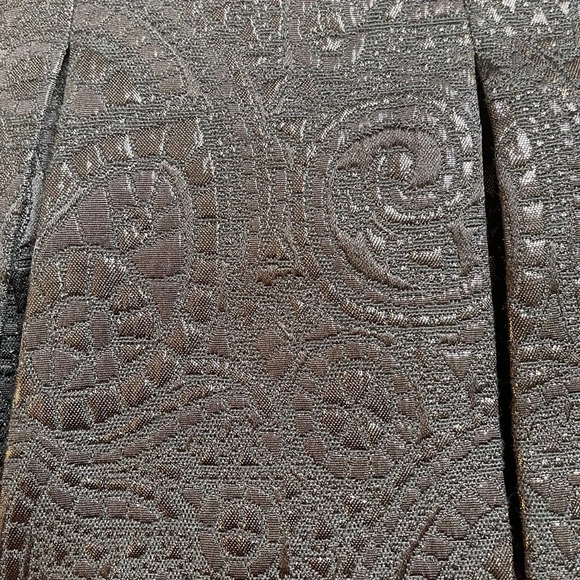 Banana Republic Black Jaquard Print Pleated Skirt - Picture 7 of 7